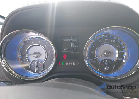 2011 Chrysler 300C z USA, uszkodzony, nr VIN 2C3CA6CT4BH613731